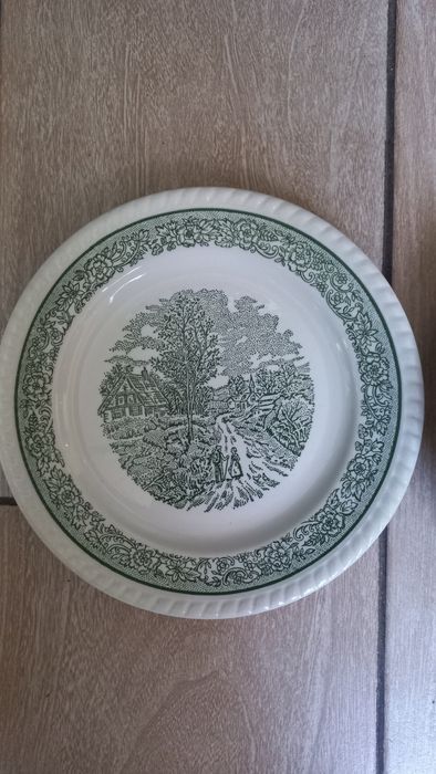 Статуетка майоліка, порцелянова