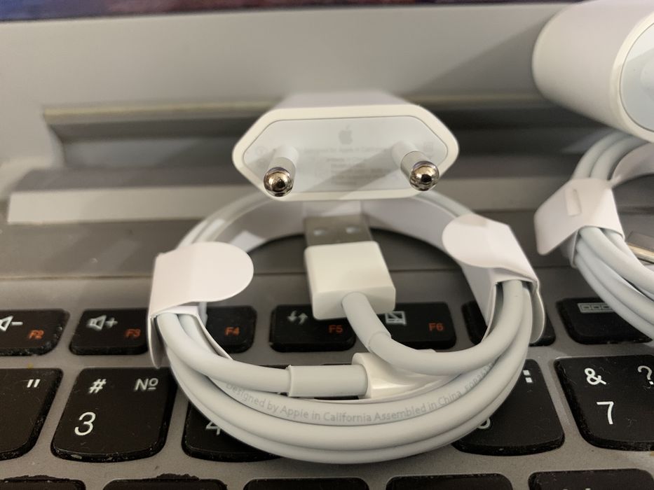  Швидка зарядка 20w lightning блок 5w з комплекту iPhone 8+ 11 Pro
