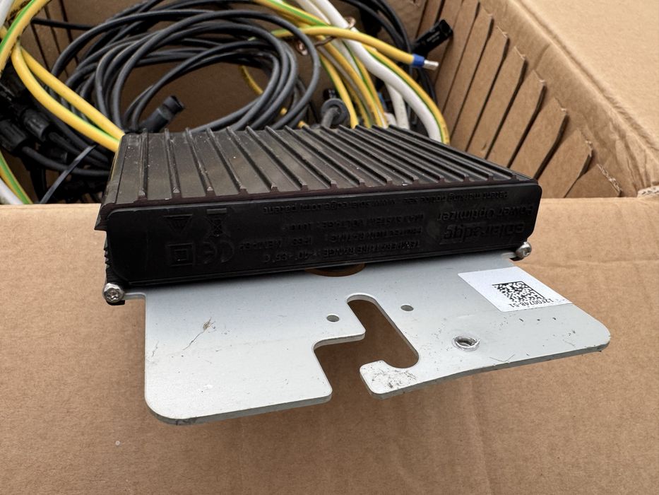 Osiem Optymalizatorów SolarEdge P401