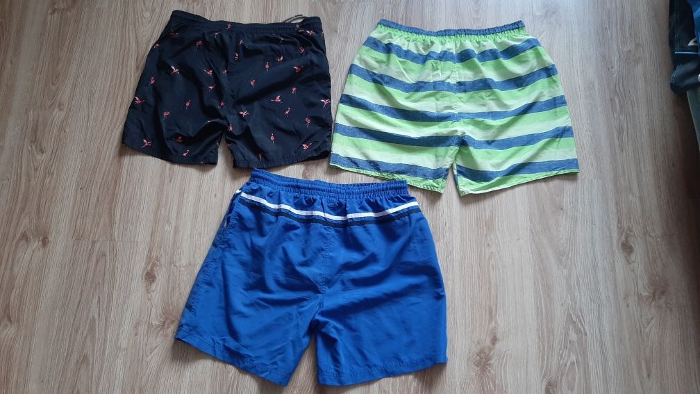 Продам мужские плавательные шорты  р.M-XL