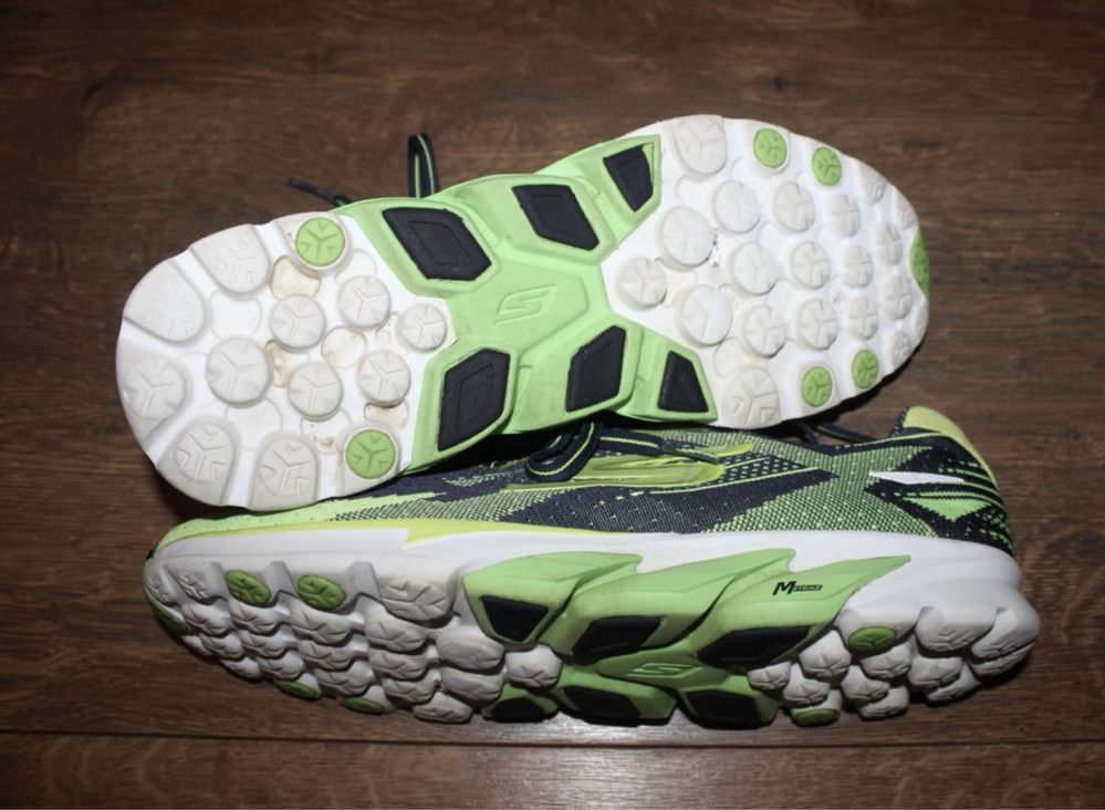 Кроссовки Skechers Gorun walk 45 размер