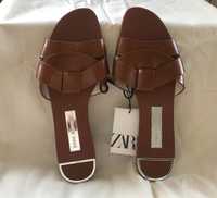 Кожаные сандали шлепки Zara Basic (новые, с биркой)