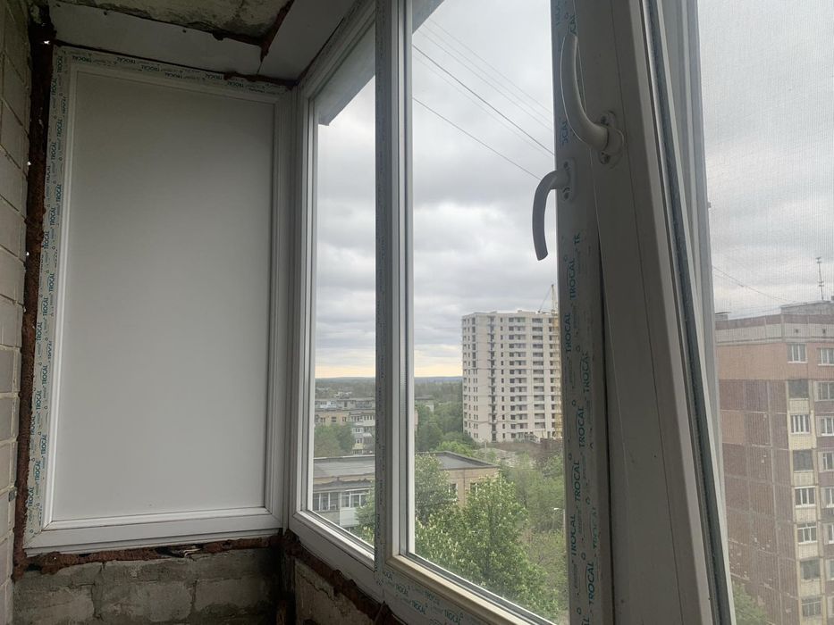 Продам 1 кімнатну квартиру, Нові будинки, Комунальний ринок