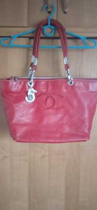 Кожаная сумка Chanel 5