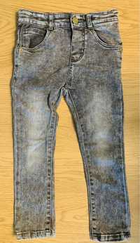 Spodnie chłopięce Zara rozniar 98 cm jeans