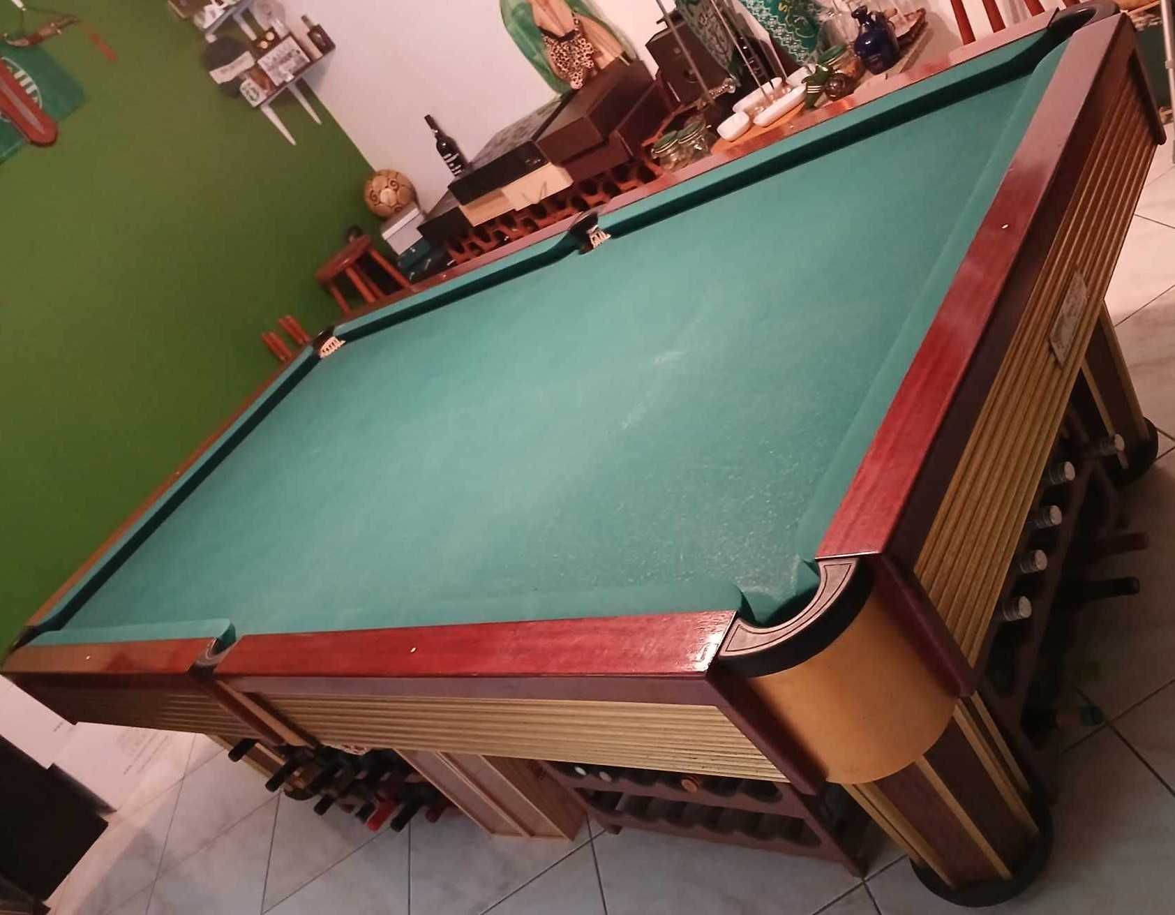 Mini museu do Sporting com sala de Snooker