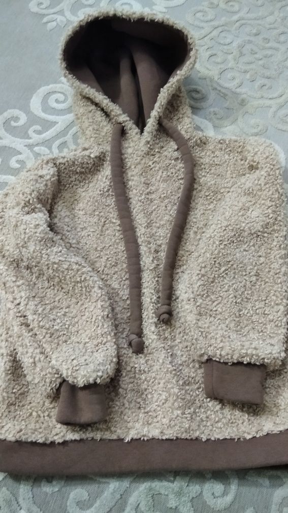 Худі, кофта з капюшоном