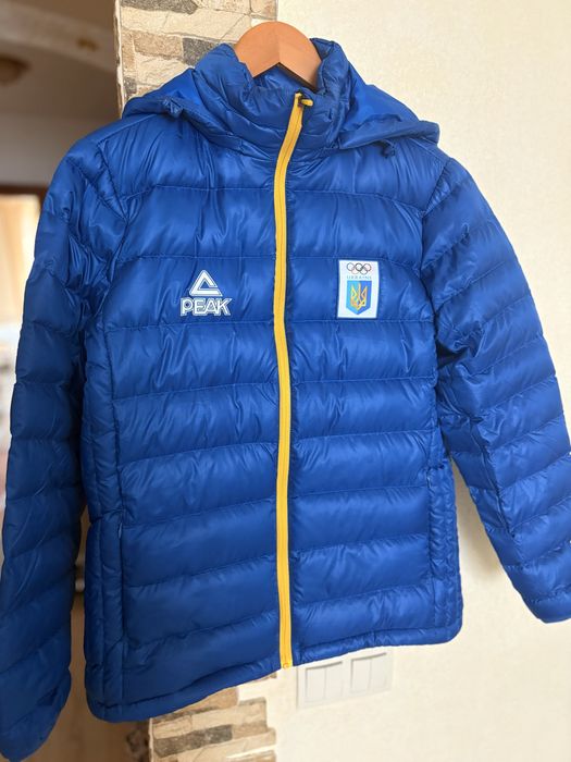 Куртка пухова жіноча