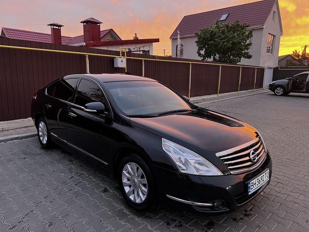 Nissan Teana 2011 офциал в отличном состоянии