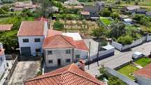 VENDA - Moradia de 2 pisos, T4, com 1.600 m2 de terreno, em Águeda, Po