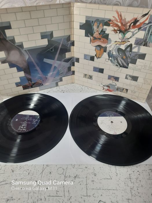 Pink Floyd LP The Wall UK A2 B2