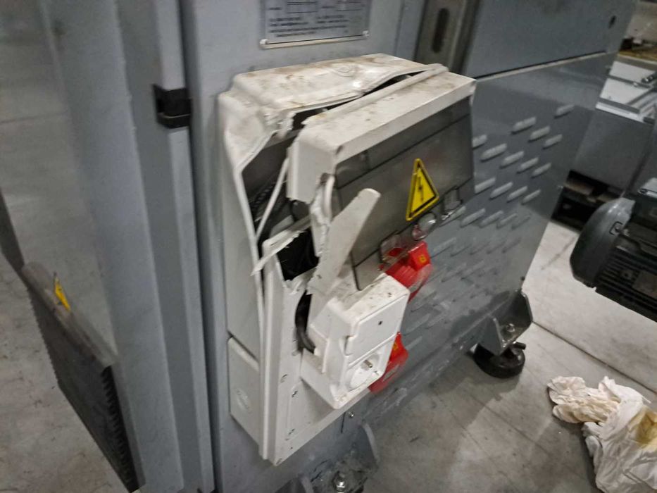 Wtryskarka tworzyw sztucznych TEDERIC D130