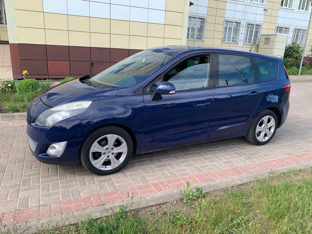 RENAULT Grand Scenic 2009