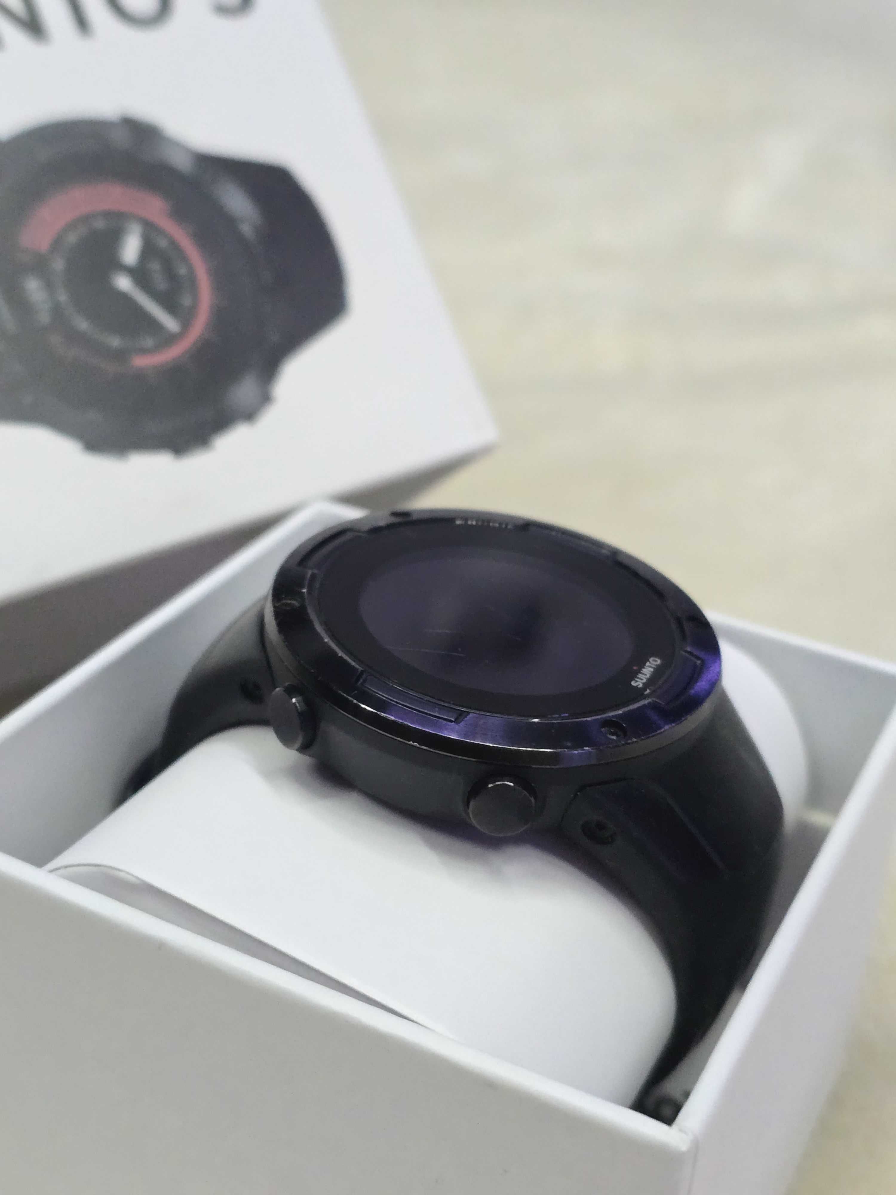 Suunto 5 All Black Wytrzymały i funkcjonalny zegarek sportowy
