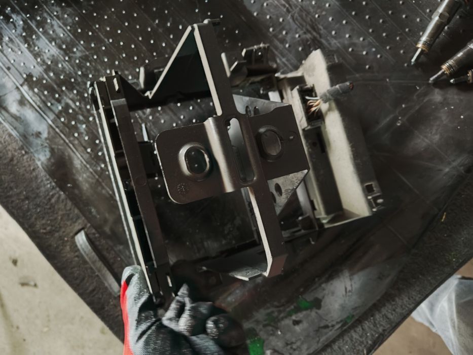 Uchwyt mocowanie na kubki volkswagen golf 4