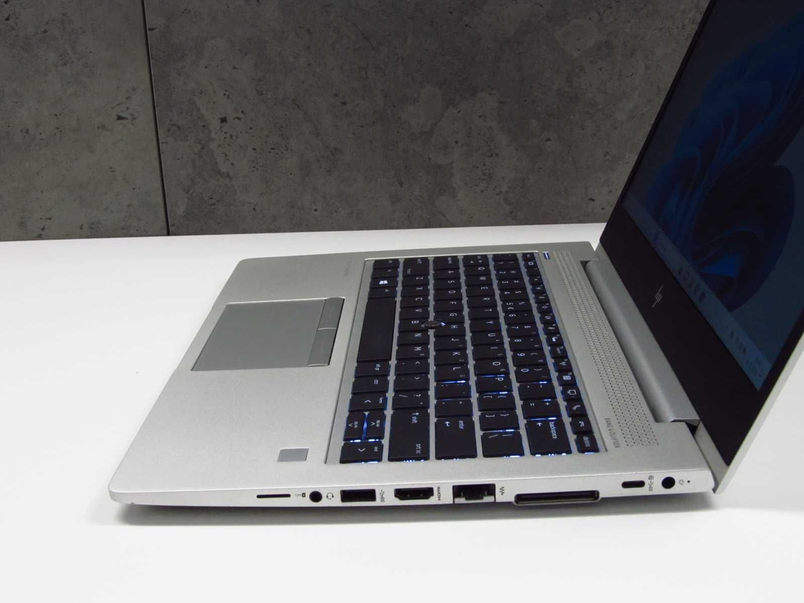 HP EliteBook 735 G5 Ryzen 3 Pro 8GB dysk SSD 256GB Vega 6 Laptop Win11