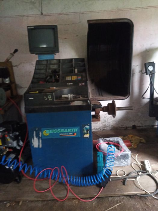 Шиномантажні верстати. Трьохфазний.