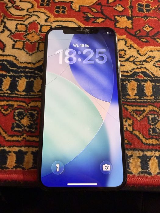 Oryginalny wyświetlacz iphone 11 pro