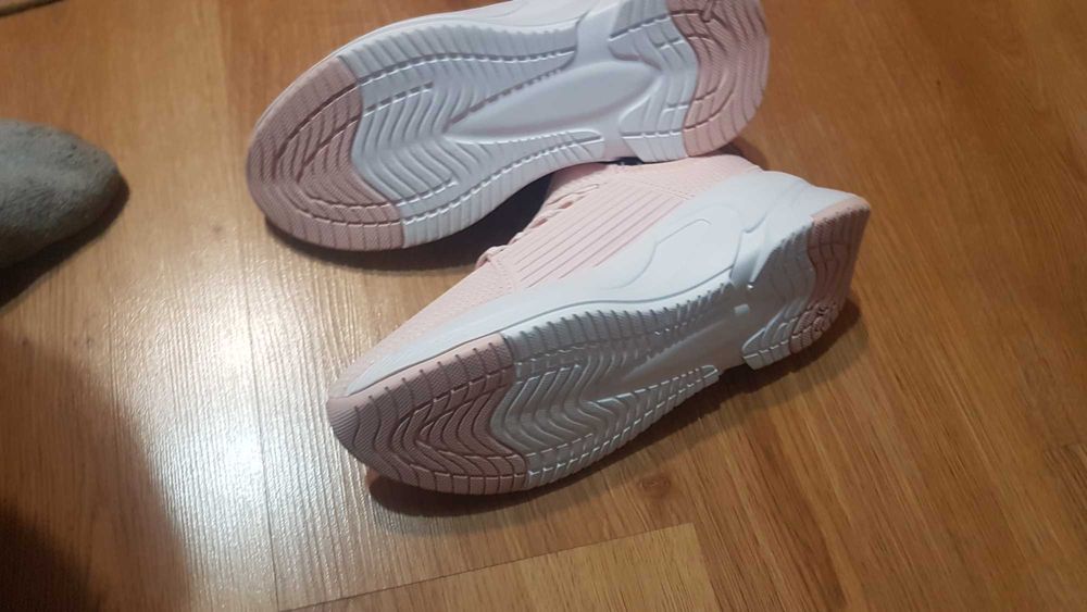 Buty puma  37.5 softfoam