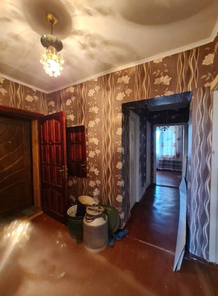 Продається 3 -х кімнатна в районі київського масиву