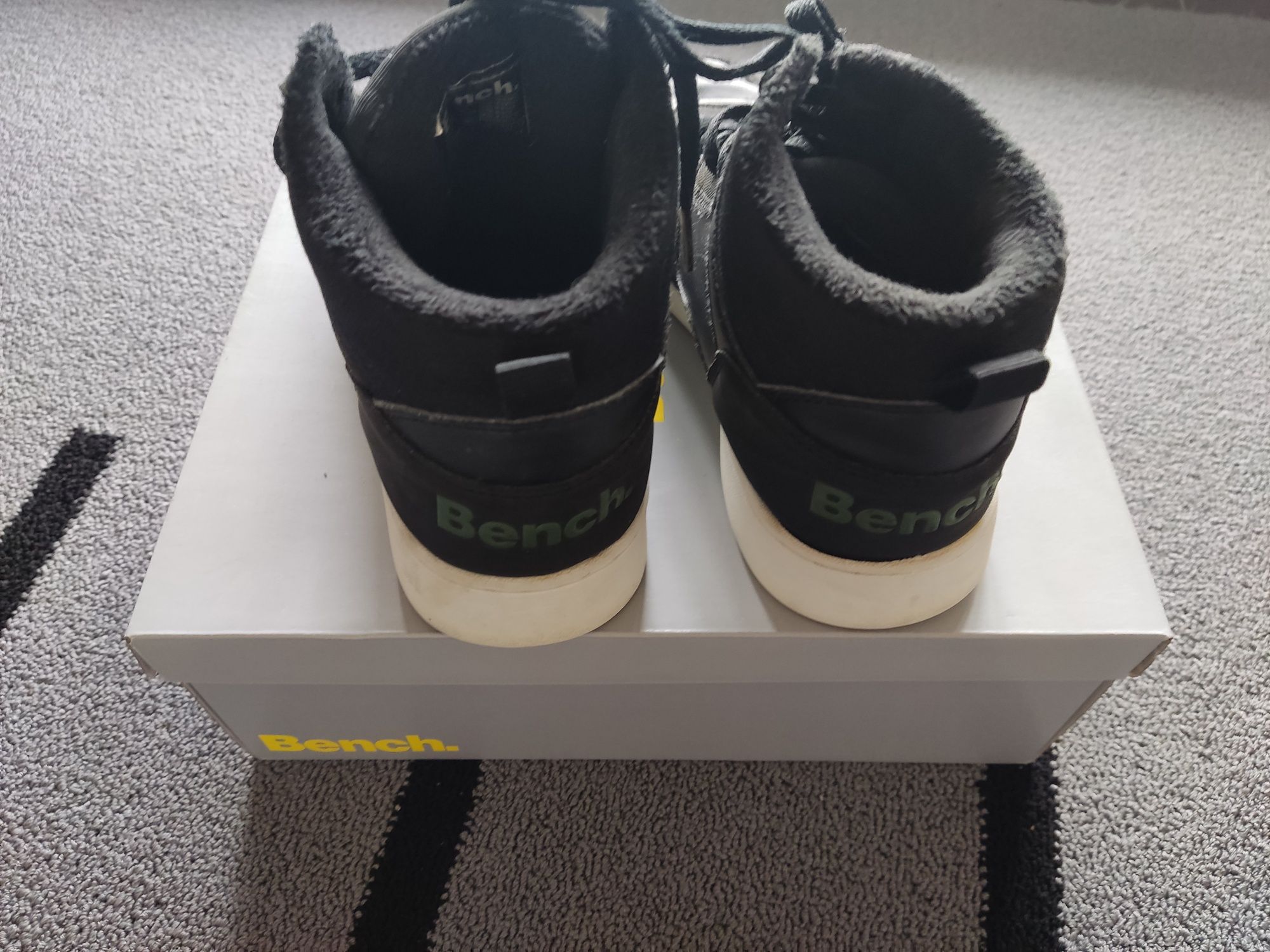 Buty zimowe sneakersy Bench r.37