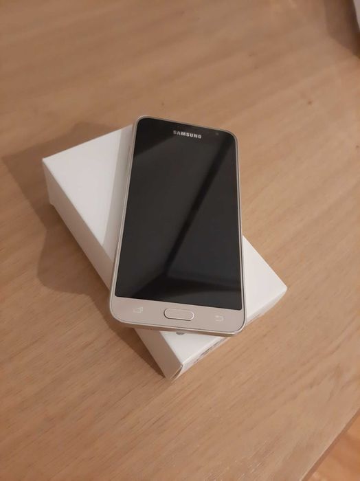 ***samsung J3***