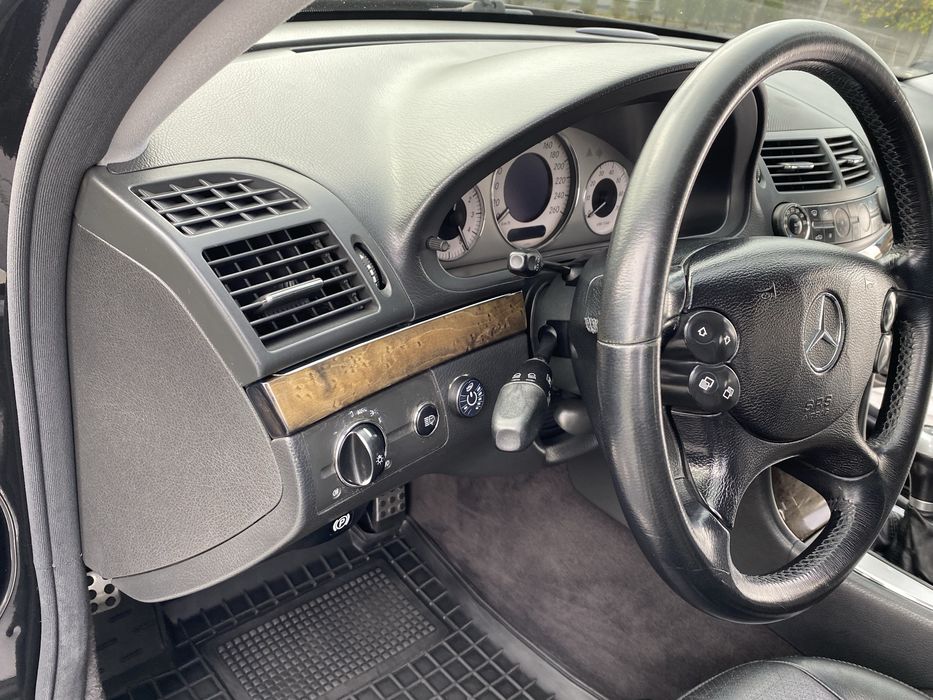 Mercedes-Benz w211 Avangard