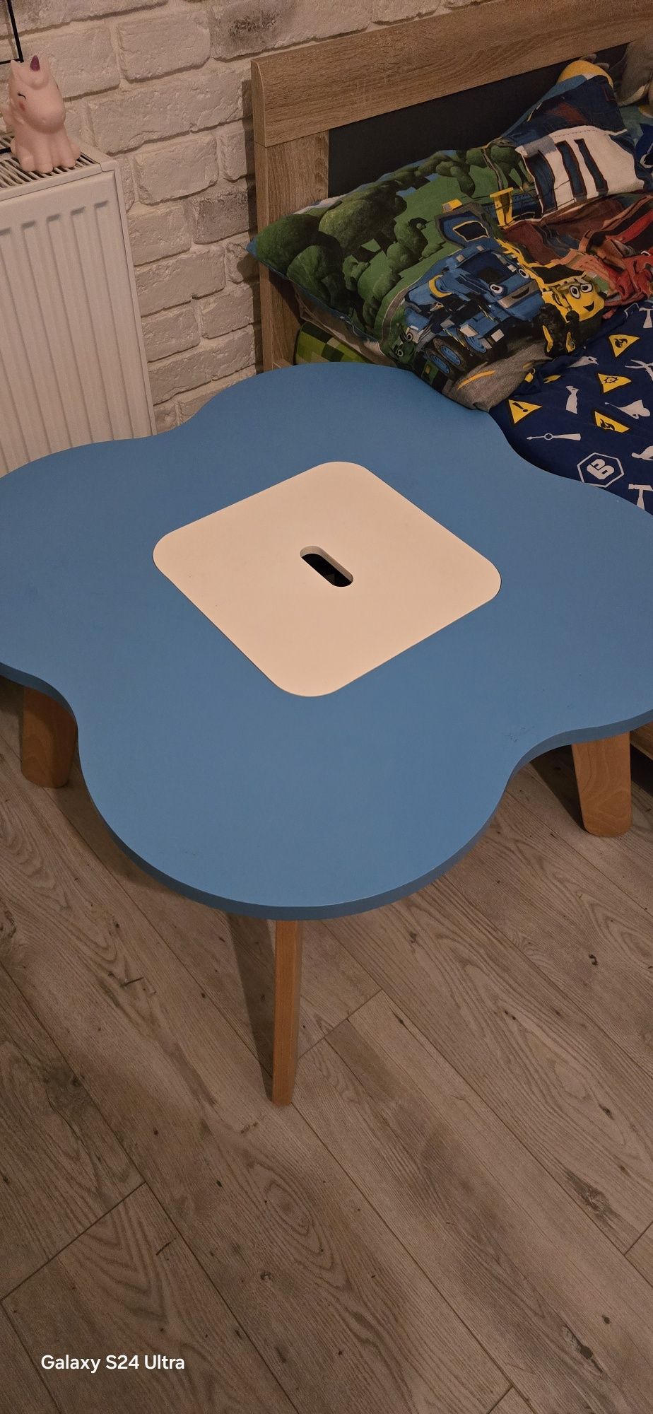 Stolik do pokoju dziecięcego timoore