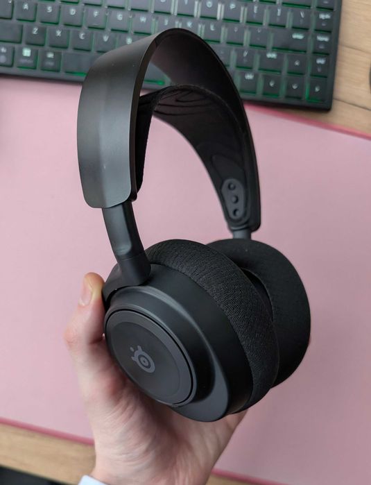 Навушники SteelSeries Arctis Nova 7 Black