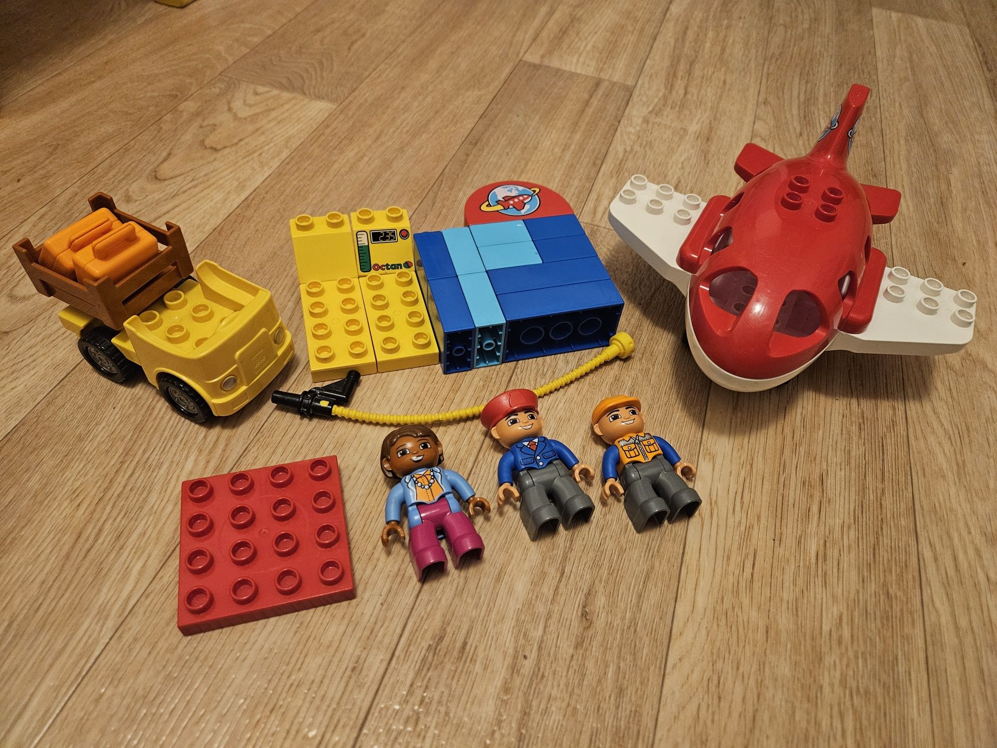 LEGO 10590 Duplo Lotnisko