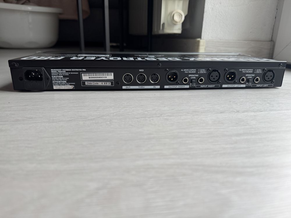 Feedback Destroyer Pro 2496 Behringer