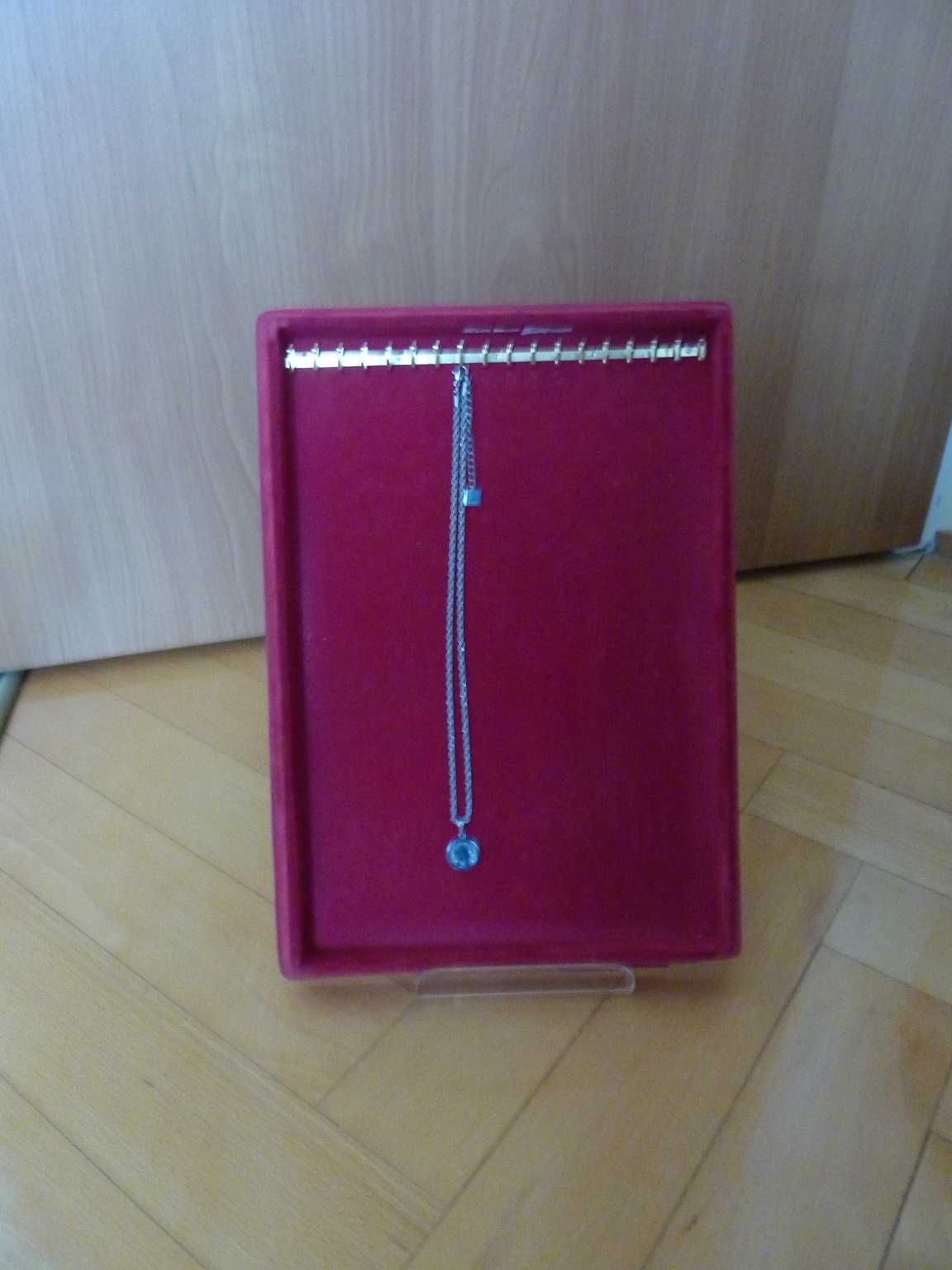 Podstawka UNIWERSALNA z Plexi Stojak 17x10 cm ZESTAW 8 szt