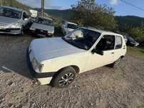 Peugeot 205 xad.