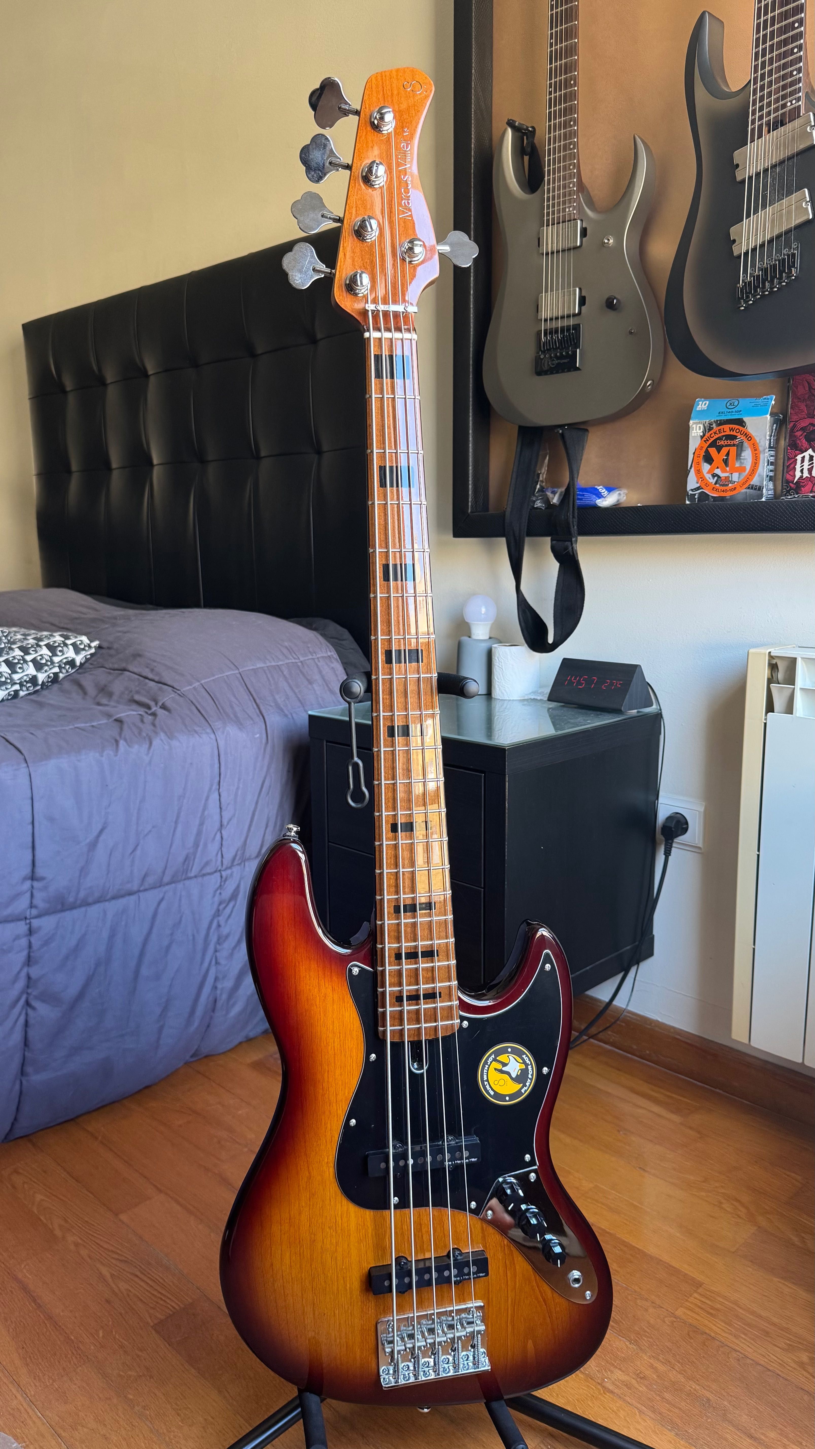 Baixo Marcus Miller V5 Alder-5 (2nd Gen) TS