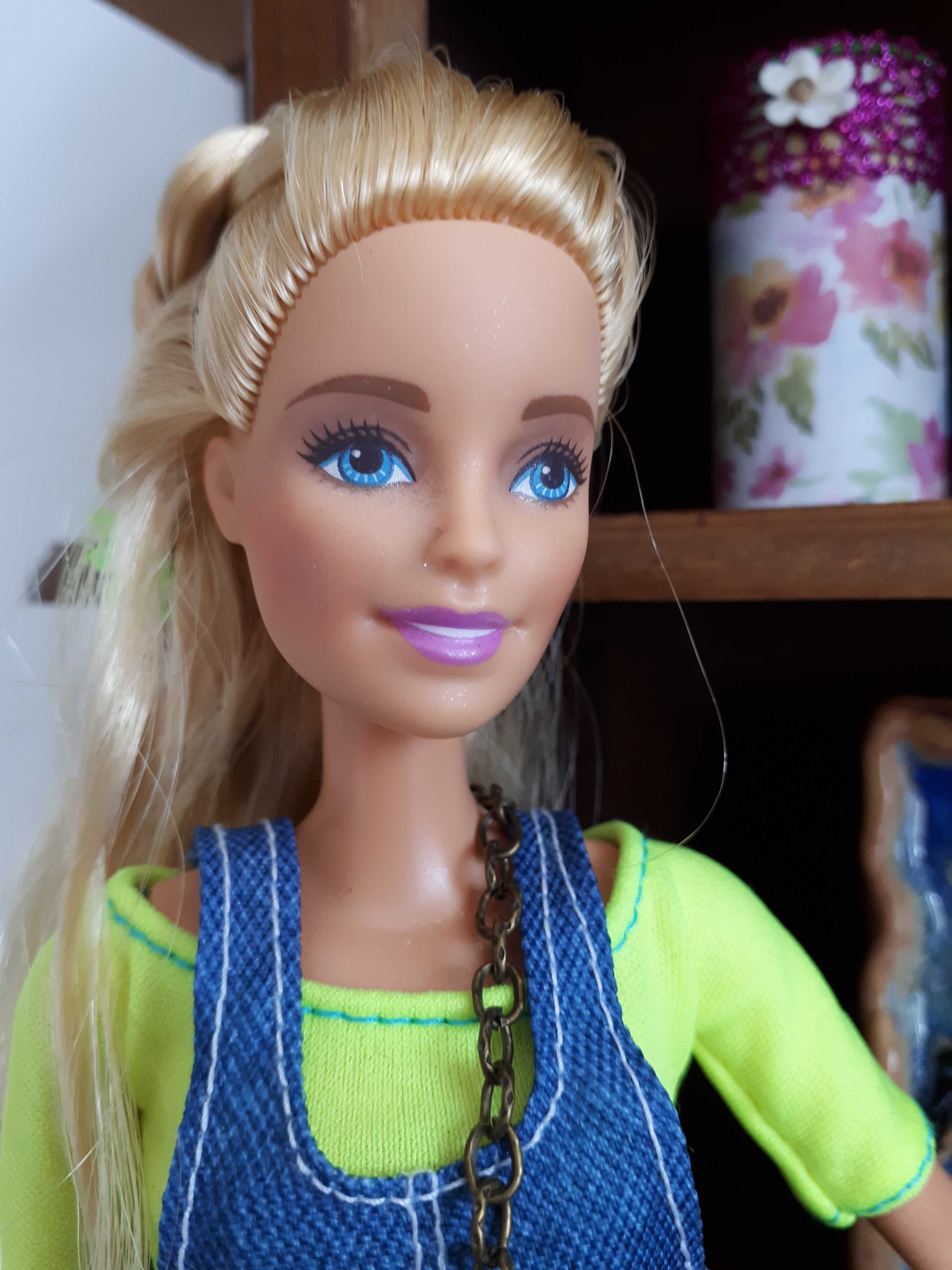 Barbie zestaw: lalka mebelki akcesoria