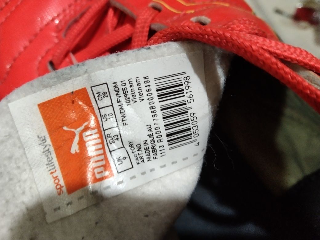 Korki piłkarskie PUMA rozmiar 43