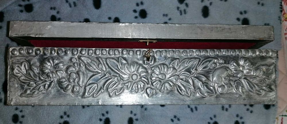 Caixa de Arrumação em Estanho (imitação)