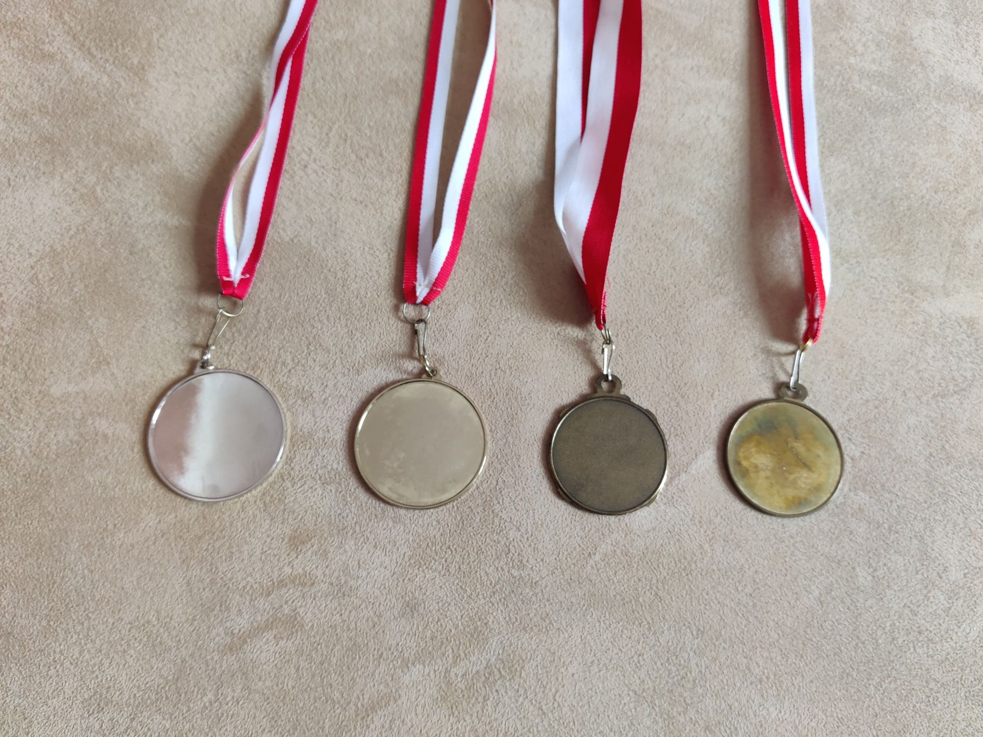 Medale sportowe - warcaby, szachy