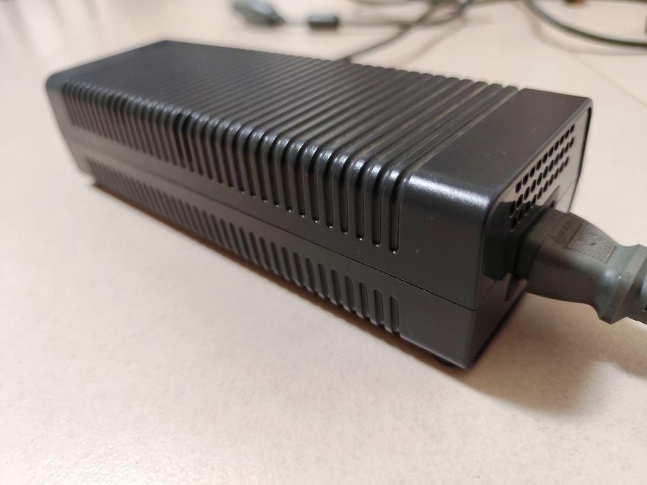 Carregador / Transformador Microsoft XBOX 360 HP-A1502P2