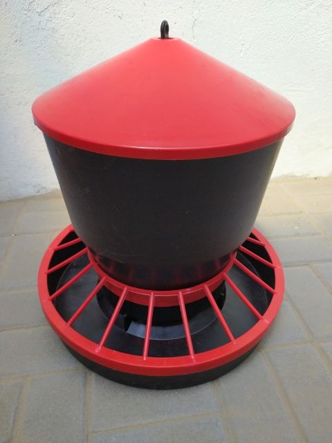 Zasypowy karmnik dla drobiu 22l