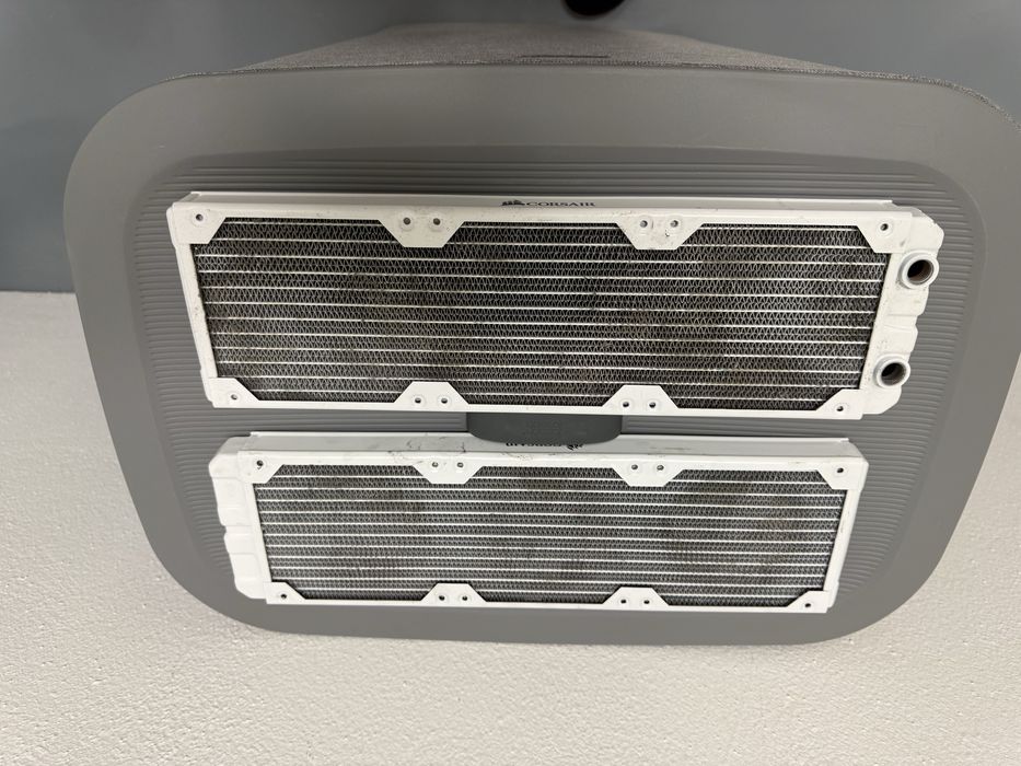 Corsair Hydro X XR5 360mm Branco