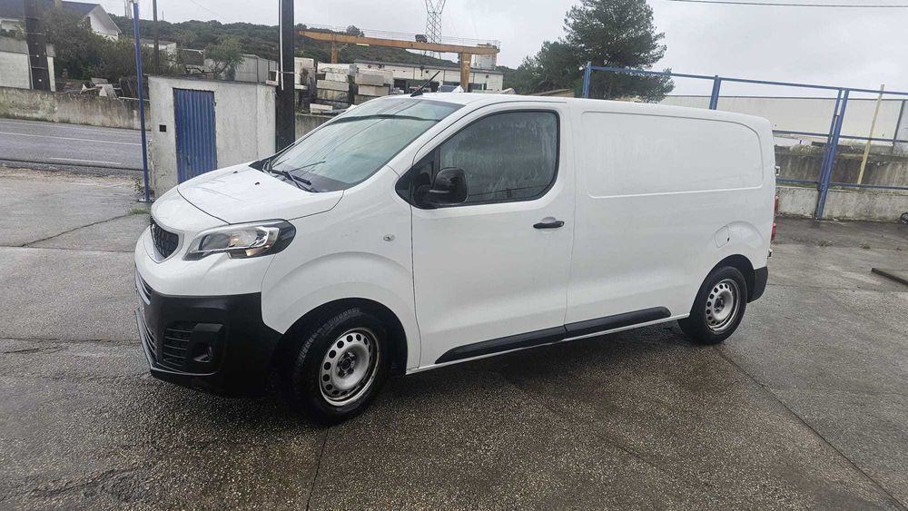 Peugeot Expert  L2H1  Premium