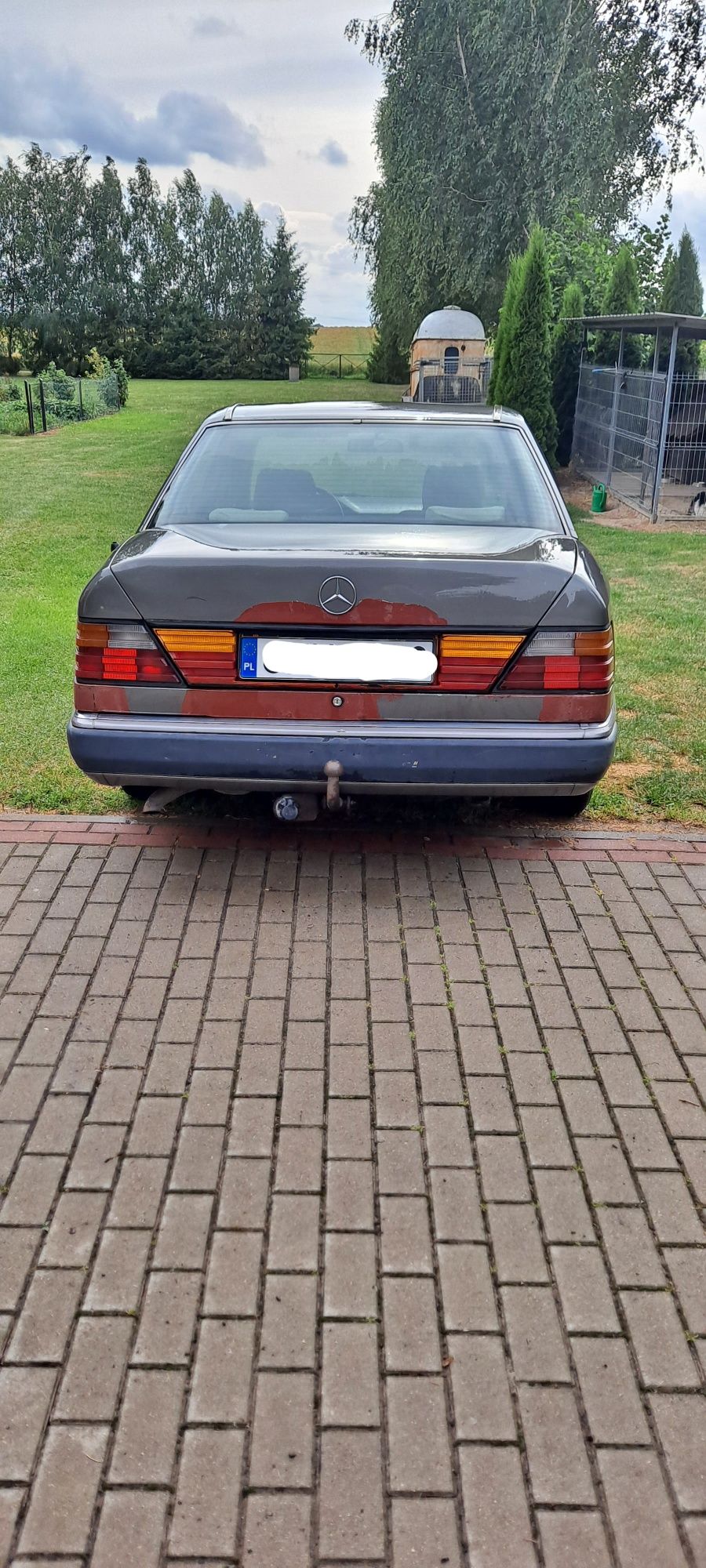 Mercedes-Benz 124D rok produkcji 1991
