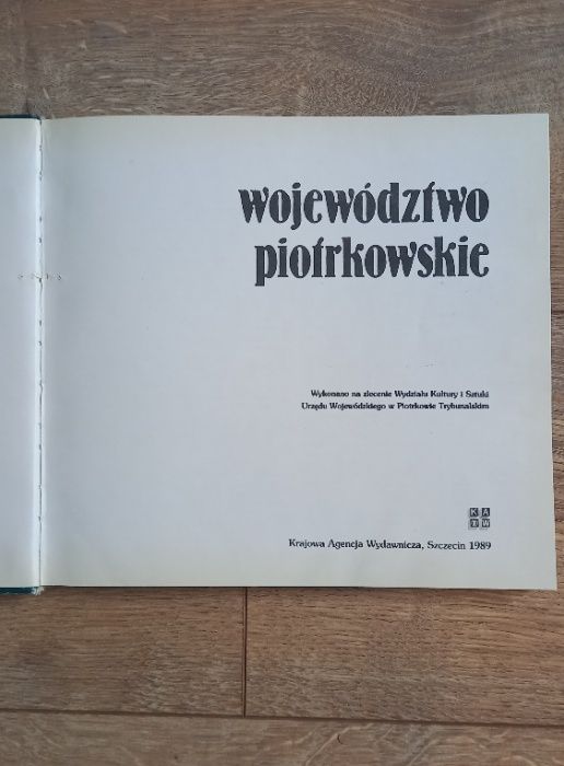 Województwo piotrkowskie / album / Krajowa Agencja Wydawnicza