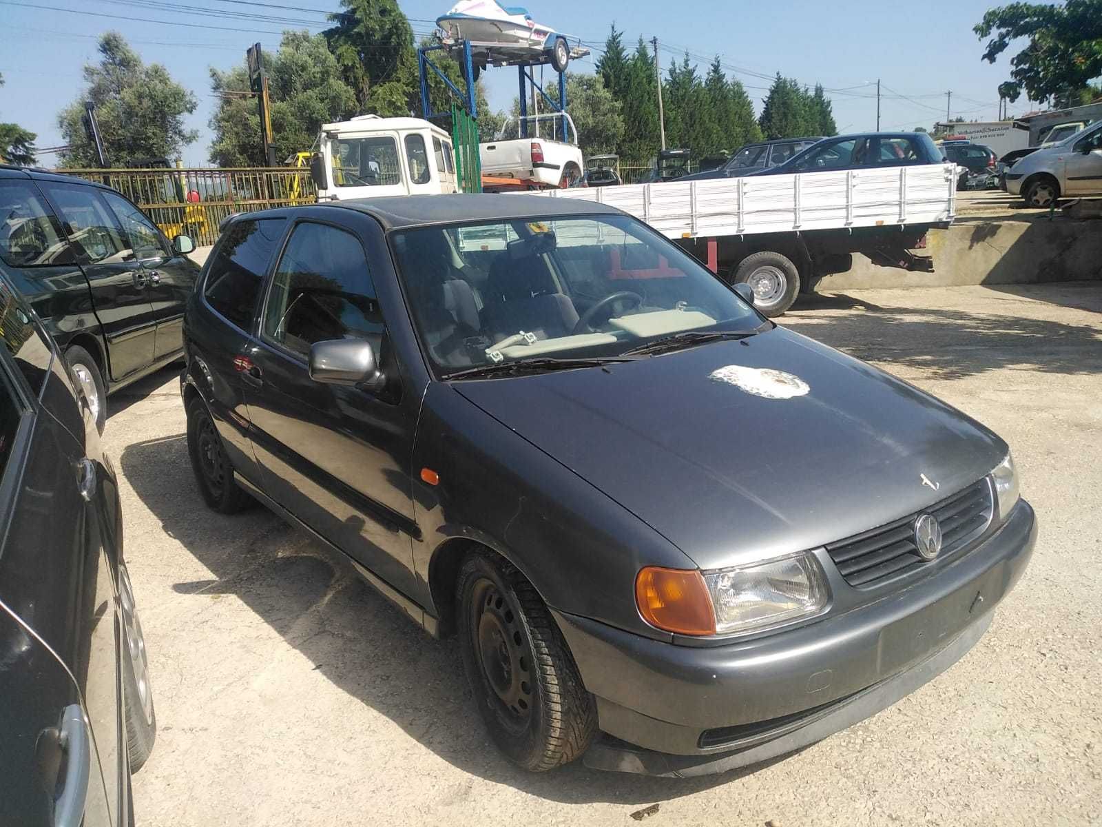 PARA PEÇAS Volkswagen Polo Mk3 1.0 a Gasolina de 1995 com boa Mecânica