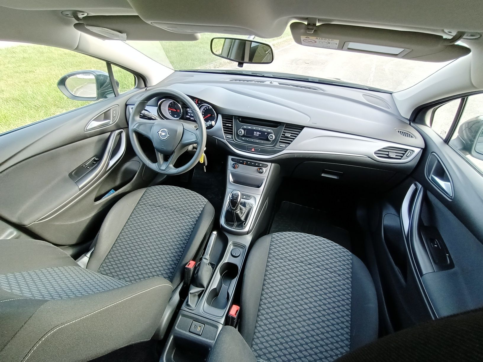 Opel Astra K kombi benzyna turbo 2017r Pełny serwis ASO