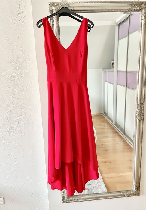 Czerwona asymetryczna sukienka Bialcon 36/S
