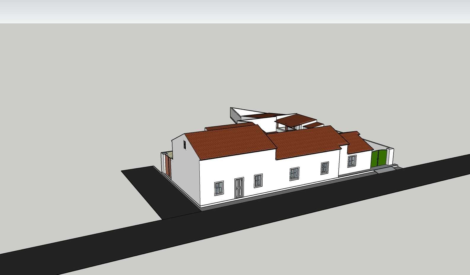 Casa antiga T4 com anexos, piscina e quintal