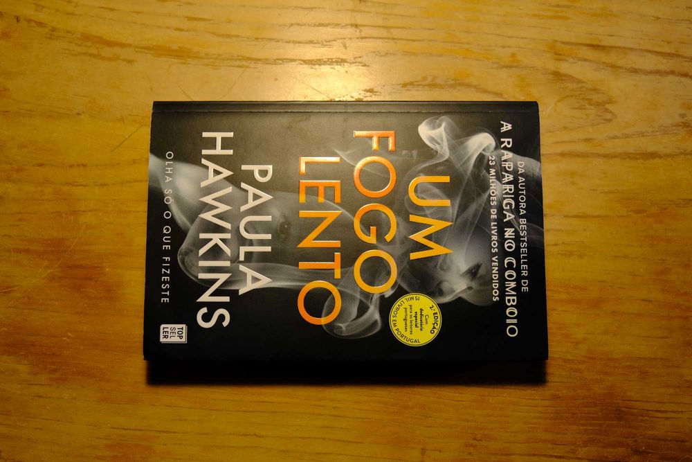 Paula Hawkins - Um Fogo Lento