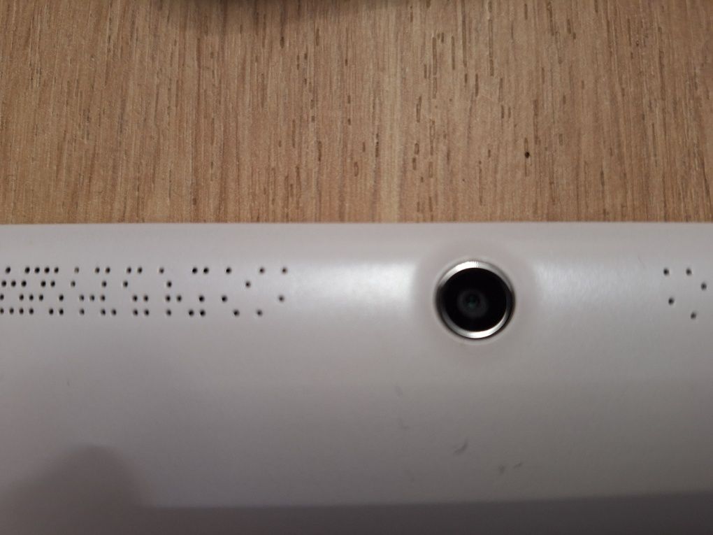 TABLET LENOVO TB2-X30L 1/16 GB Uszkodzony
